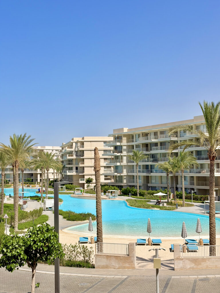Luxury 3 Bedrooms + Nanny’s Room | 06 CYAN-102-Marina views-view Lagoon img 4563